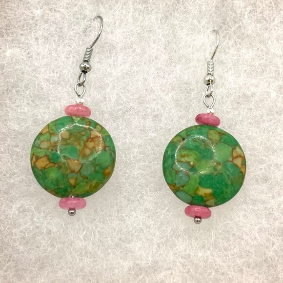 Green Mosaic Magnesite & Pink Beads Handmade Pierced Earrings LR163 - Picture 3 of 6